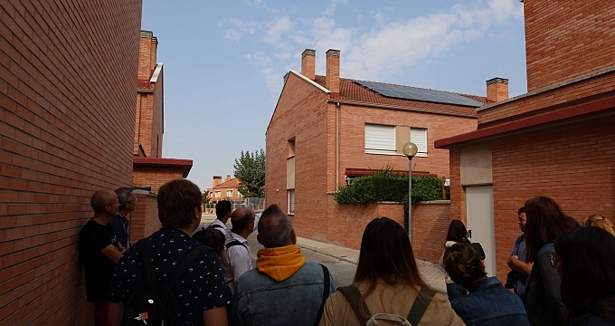 Reducir el consumo energético y fomentar la sostenibilidad.